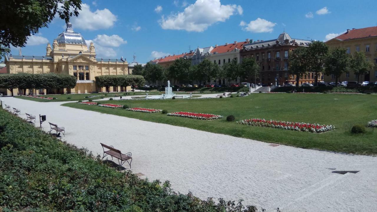 Pavisha'S Place Zagreb Bagian luar foto